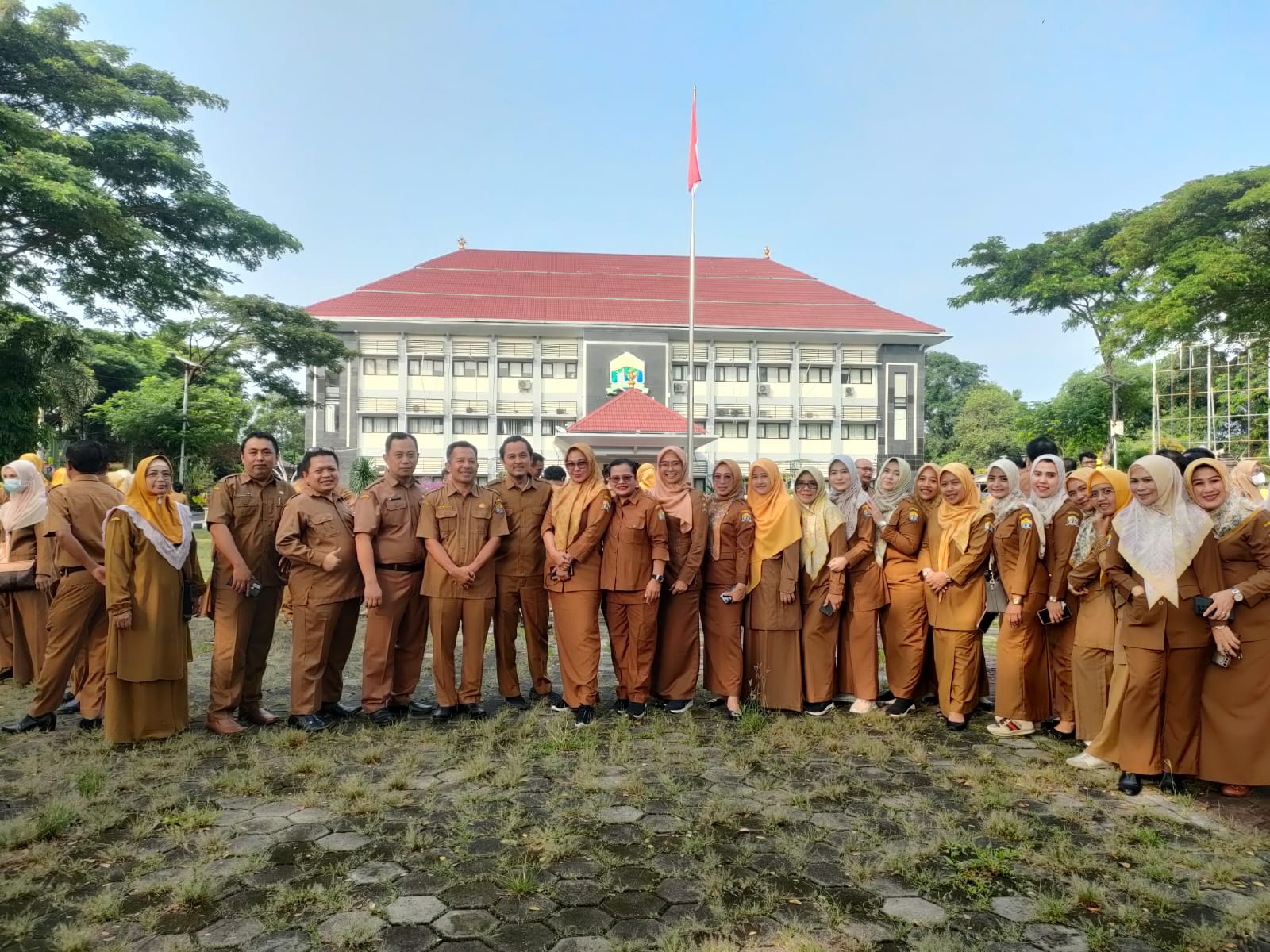 Rutinitas Apel Pagi Dinas Dinas Kesehatan Kota Serang 