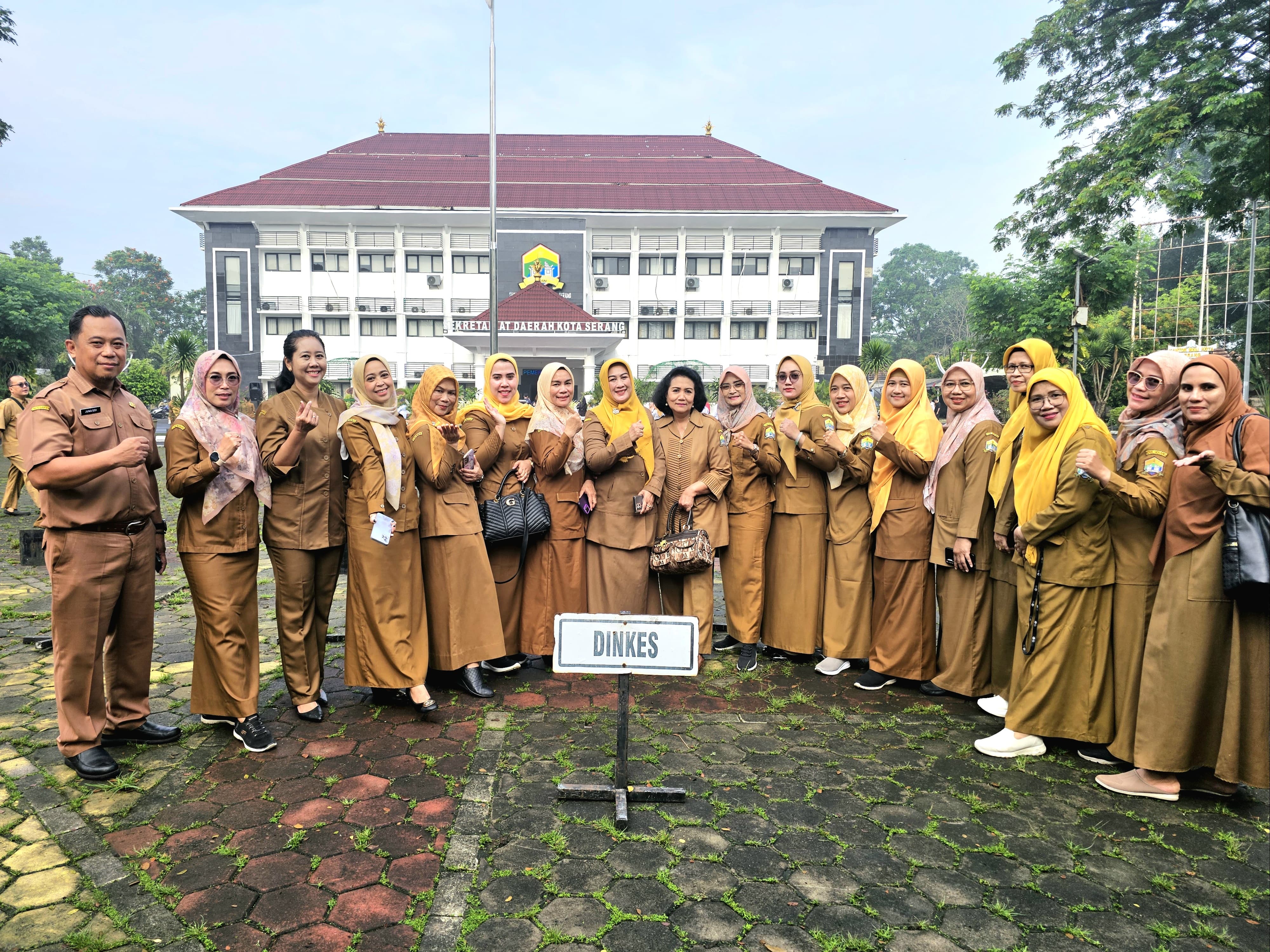 Dinas Kesehatan Kota Serang Ikuti Apel Pagi di Lingkungan Pemerintah Kota Serang