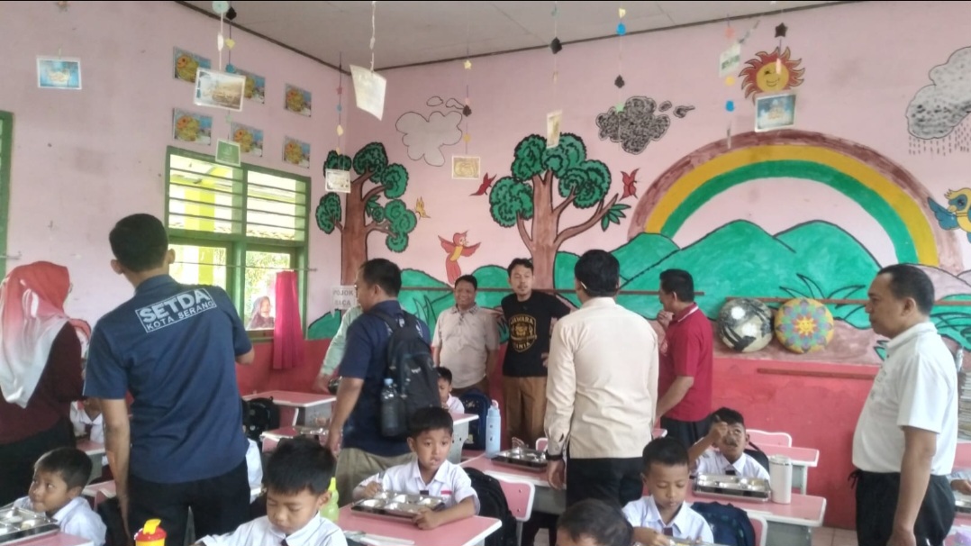 Monitoring Pemberian Makanan Bergizi Gratis (MBG) di SDN Kelapa 2 Kota Serang