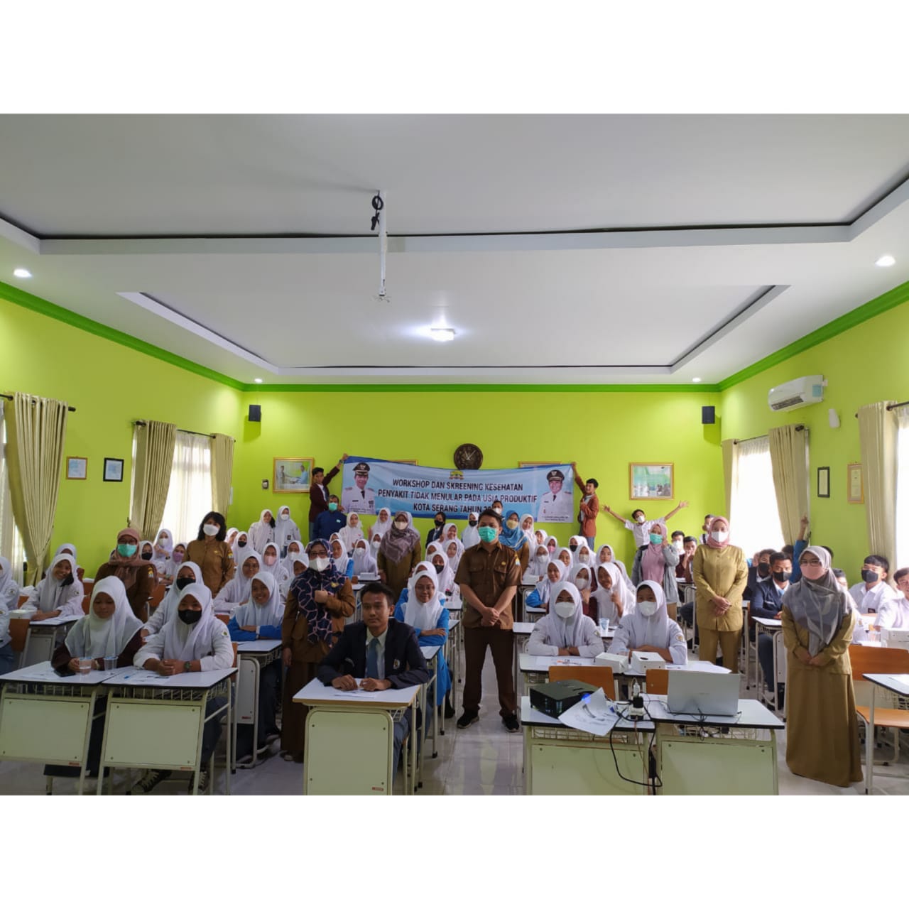 Workshop dan Skreening Kesehatan penyakit tidak menular pada usia produktif Kota Serang Tahun 2022 di SMKS PGRI 3 Kota Serang