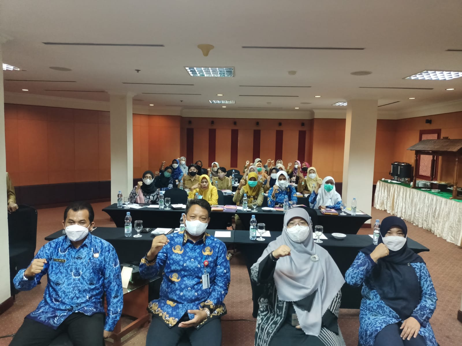 Kegiatan Orientasi Panduan Praktis untuk Caregiver Informal pada Perawatan Jangka Panjang bagi Lansia