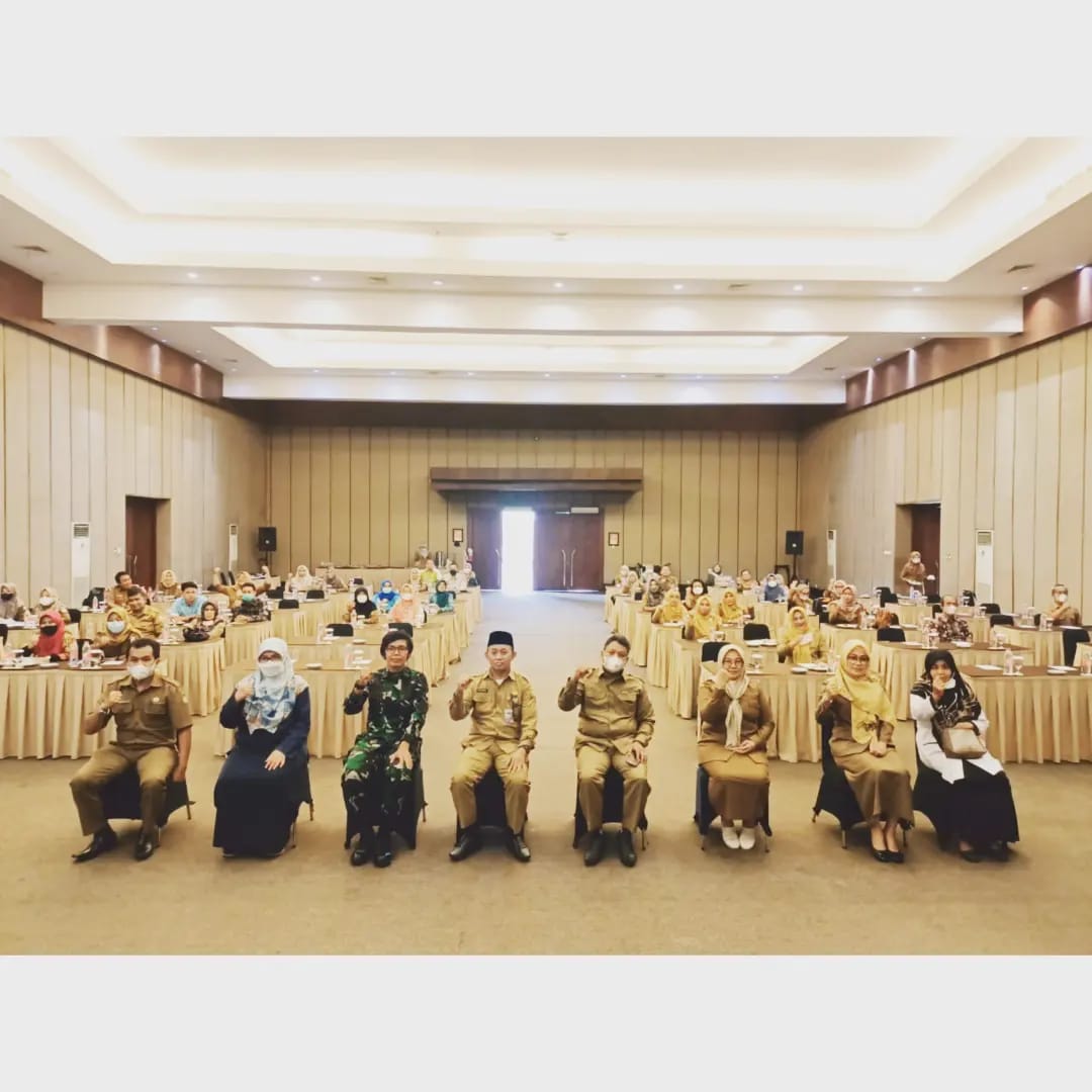 Sosialisasi dan Edukasi Lintas Sektor mengenai Program Bulan Imunisasi Anak Nasional BIAN Tingkat Kota Serang. Hotel Horison Ultima Ratu, 5 September 2022