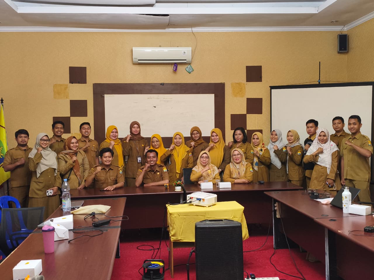 Sosialisasi Pertemuan Pembahasan Website Puskeesmas